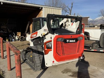 2022 Bobcat T76