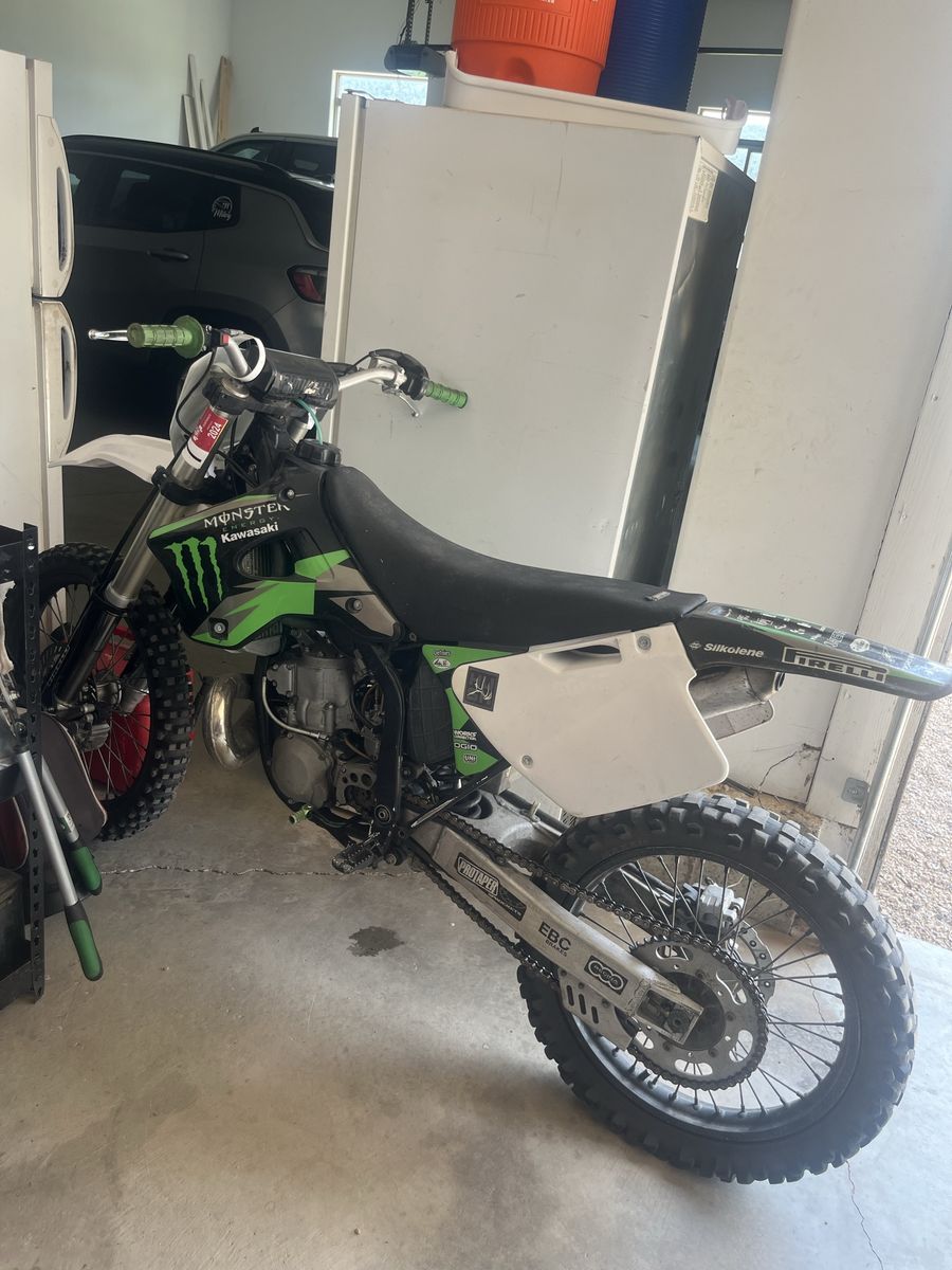 Kawasaki KX250 2-Stroke Dirt Bike