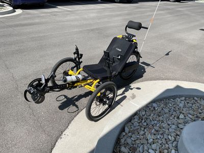 E-recumbent bike