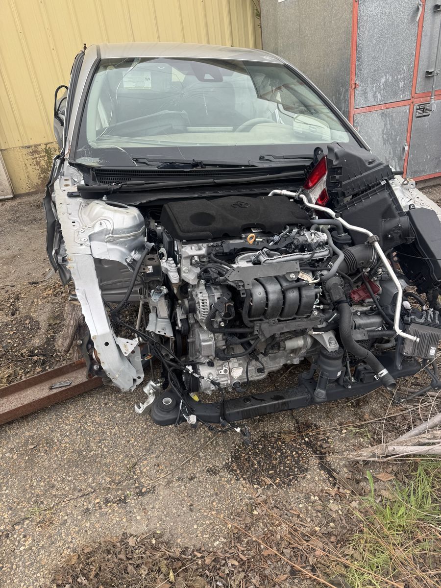 2022 Camry le engine and transmission.