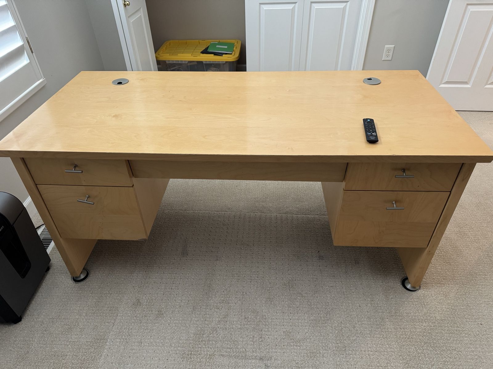 Office Furniture Set: Desk, Chair, Hutch, and Bookshelf - Light Wood & Brown Leather