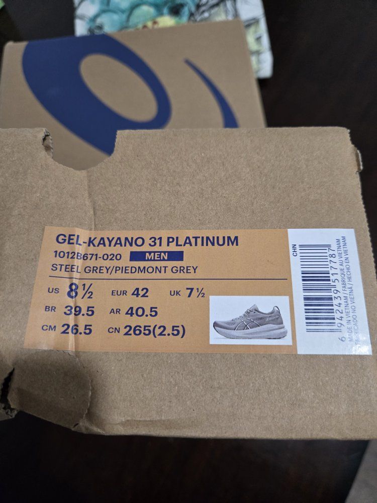kayano women's size 8.5