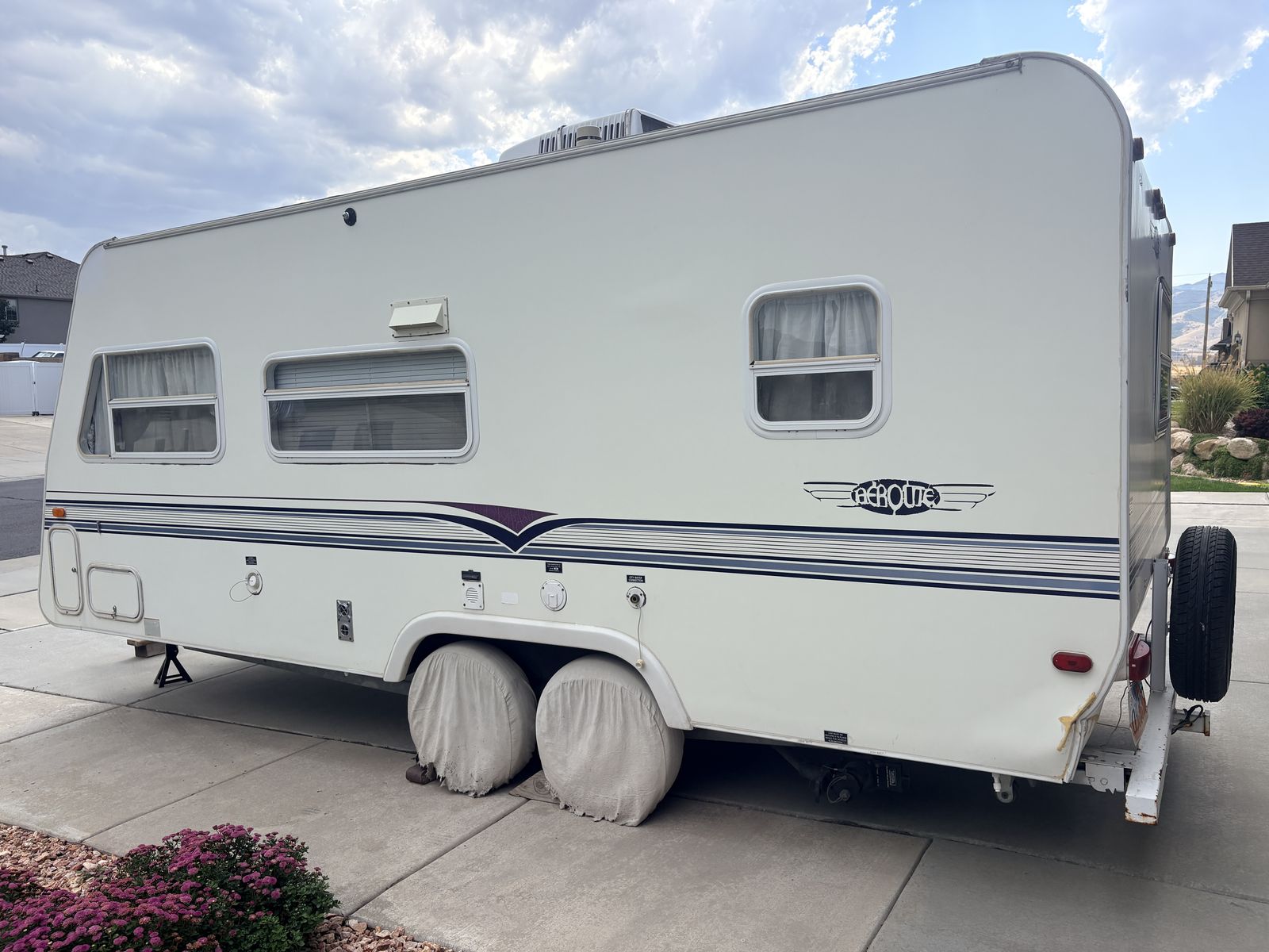 Trailer bumper pull