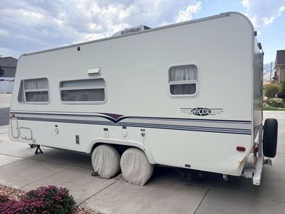 Trailer bumper pull