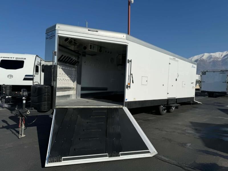 Used 2017 Trails West RPM 28' BP