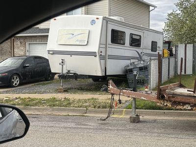 1997 ALUMASCAPE CAMPING TRAILER