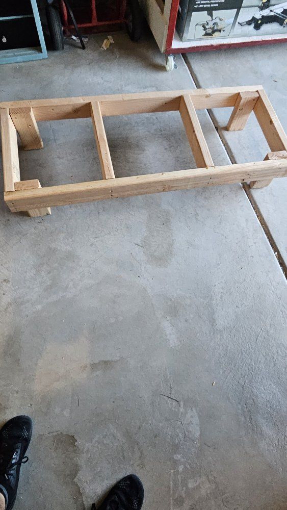 Storage tote risers 30$
