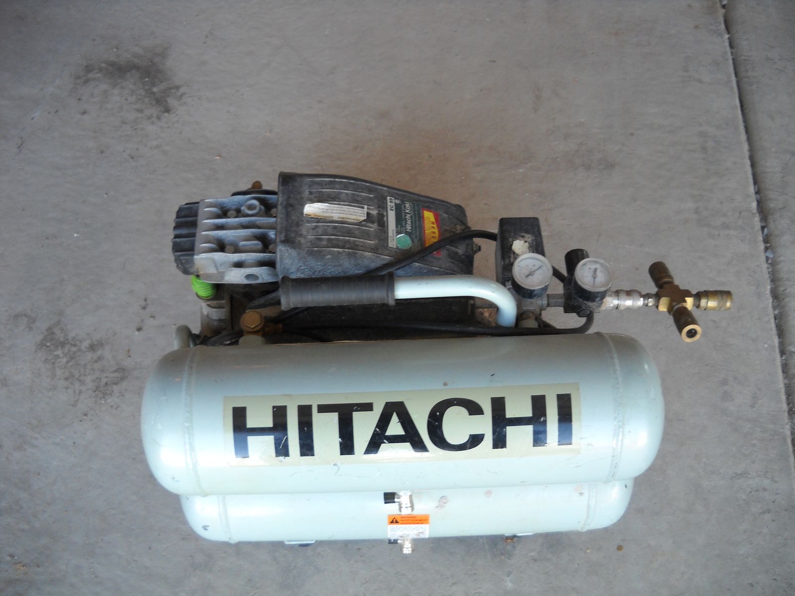 Hitachi Compressor