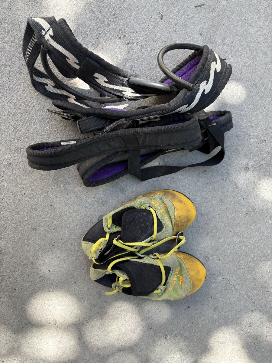Kids La sportiva kid climbing shoes  usa 12-13 