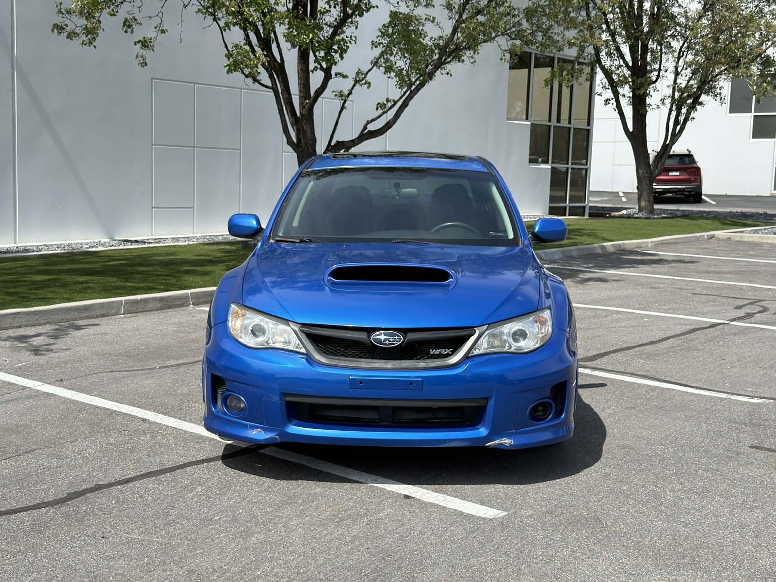 Main image 3