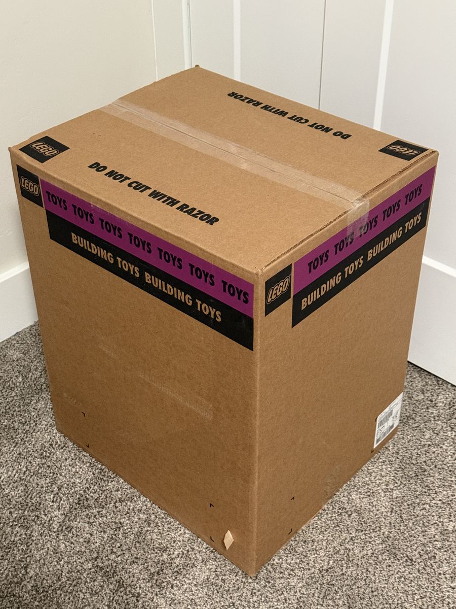 Lego Star Wars Millennium Falcon UCS 75192 New Sealed in original packaging 