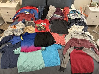 70+ Piece Large Lot Boy's Clothing - Size 3T - Mixed Seasons Shirts, Pants, Shorts - Excellent Condition