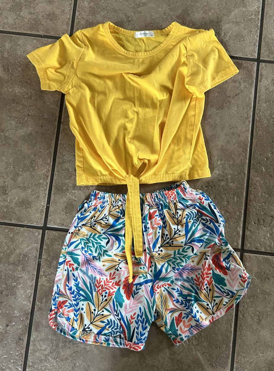 Girls Arshiner Shirt and Short Set - Size 7/8 - Brand New