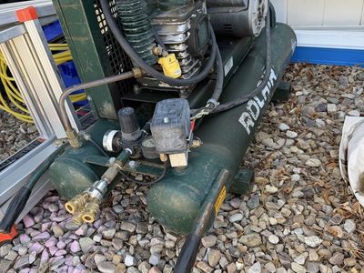 Rolair compressor