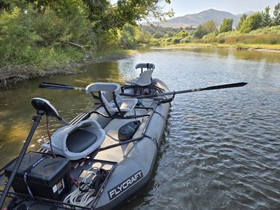 Flycraft Raft