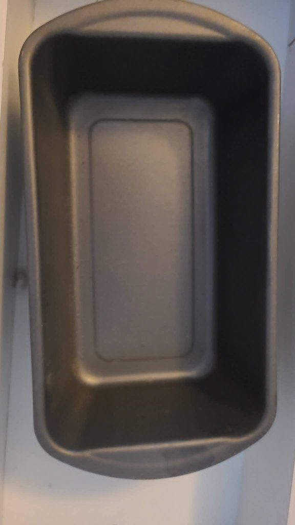 FREE baking pans & frames