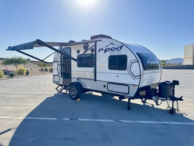 2023 R-Pod 18ft LIKE NEW, W/ Solar, PRICED TO SELL