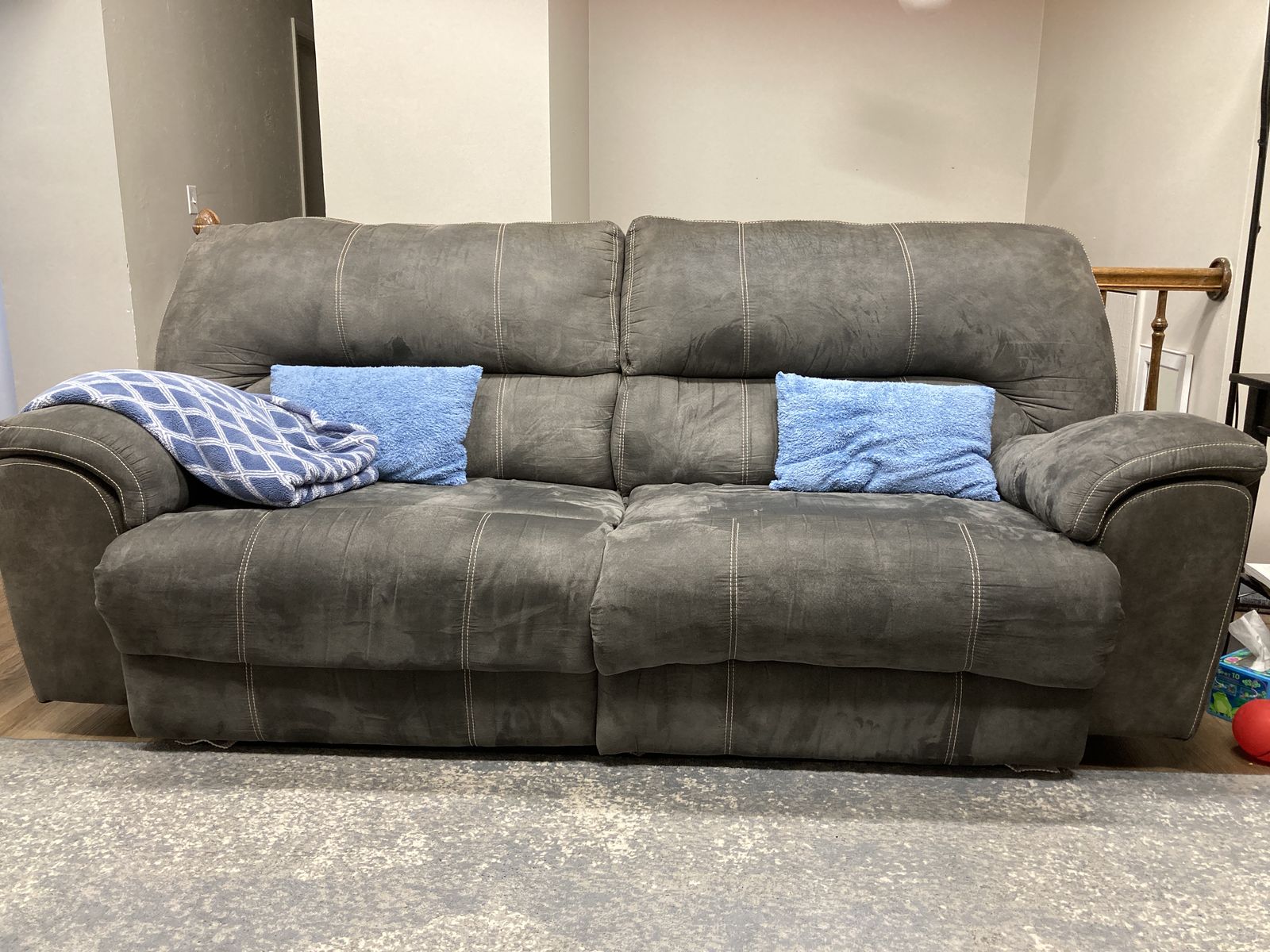 Free Couch Recliner