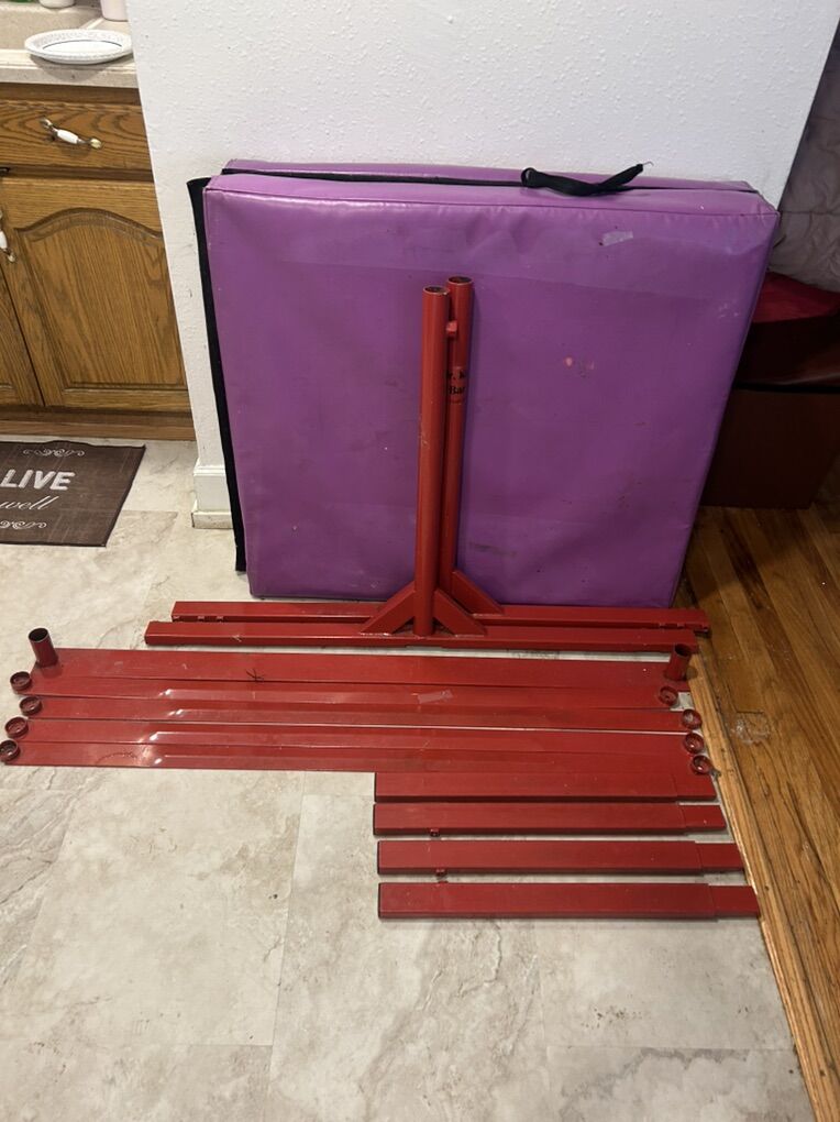 Gymnastics, Matt And Bar Adjust