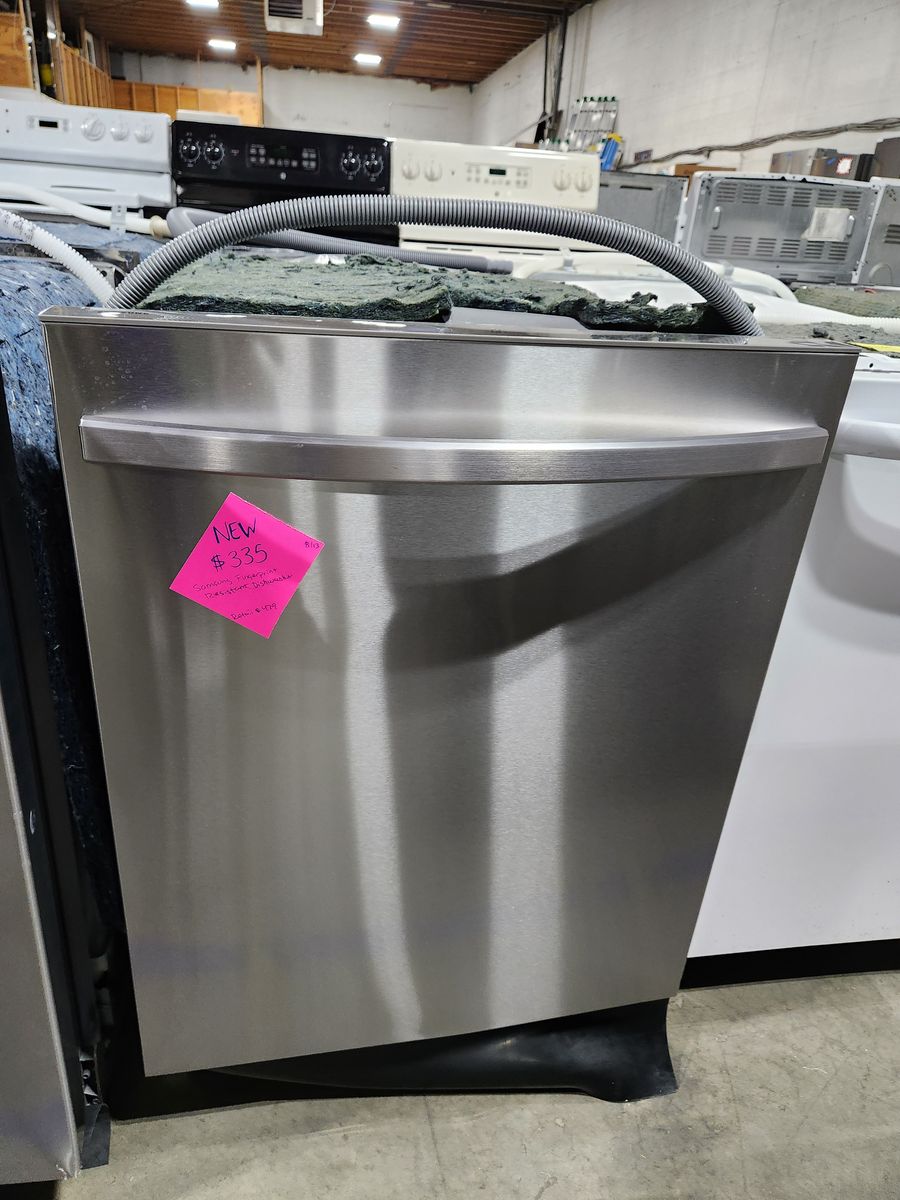 Samsung Fingerprint-Resistant Stainless Steel Built-In Dishwasher - Brand New