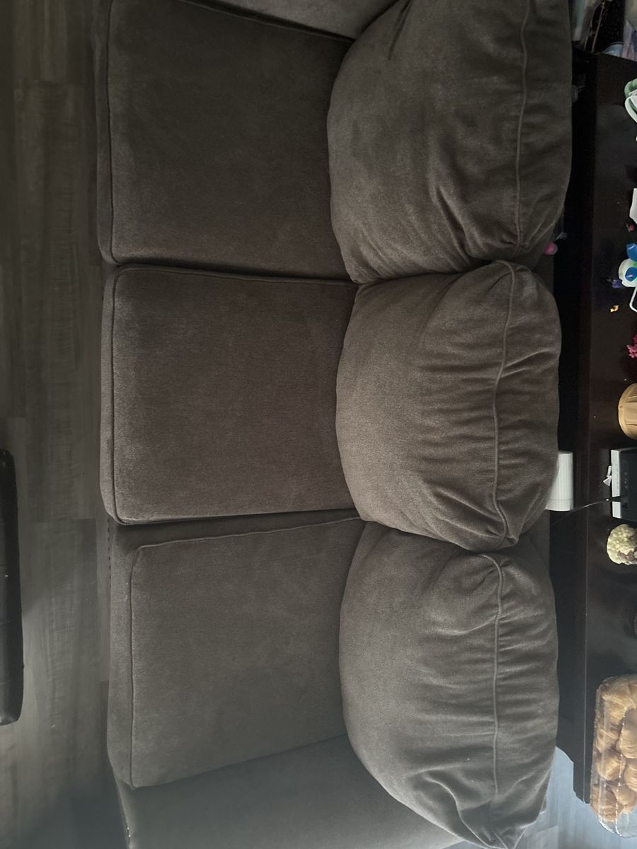 Super Comfortable Couch & Loveseat Matching Set