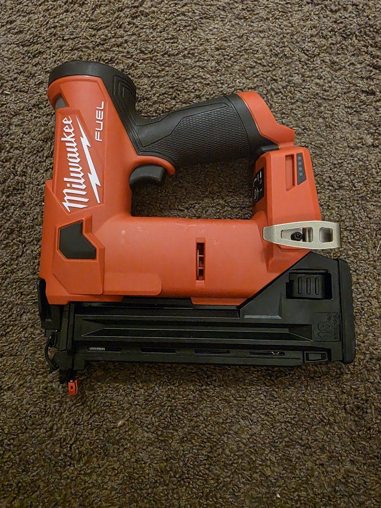 New Milwaukee M12 FUEL 12V Cordless 18-Gauge 1-1/2 in. Brad Nailer (Tool Only)