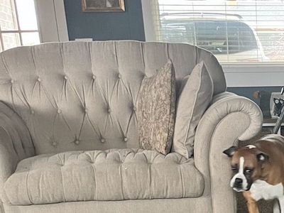 Free oversized chair