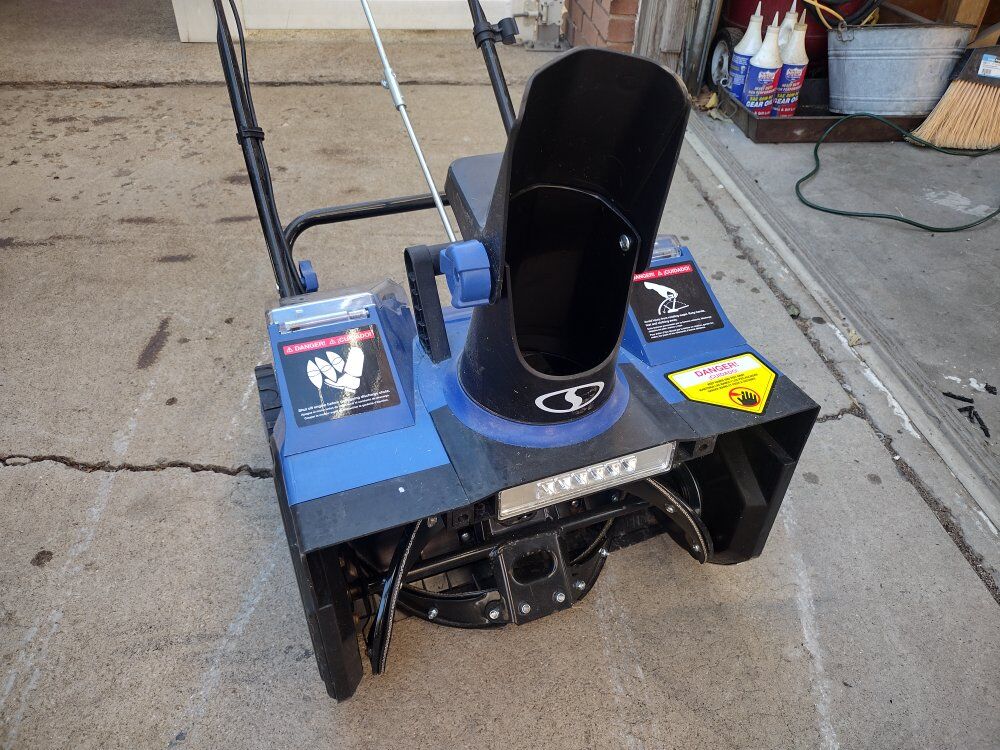 Snow Joe snow blower