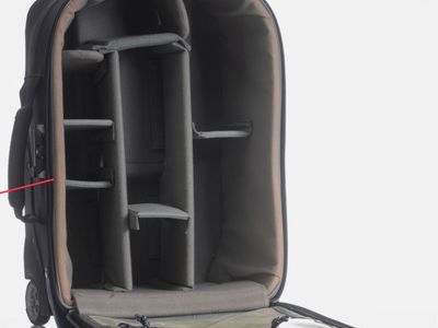 Think Tank Photo Rolling Camera Bag Case Luggage - Airport Roller model