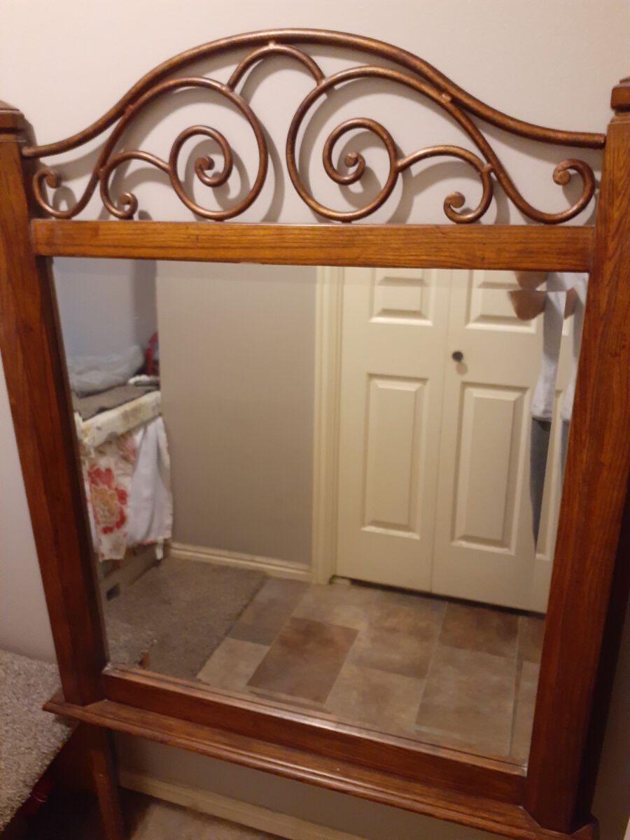'LARGE DRESSER MIRROR'
