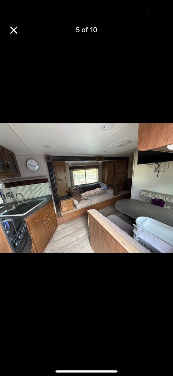 Main image 8