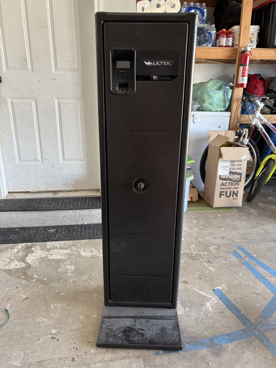 Vaultek RS200i Rifle Safe