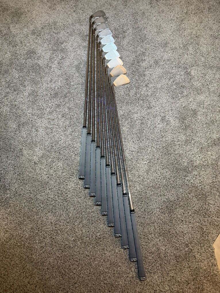 Ping Eye 2 Irons 2-9,W,S