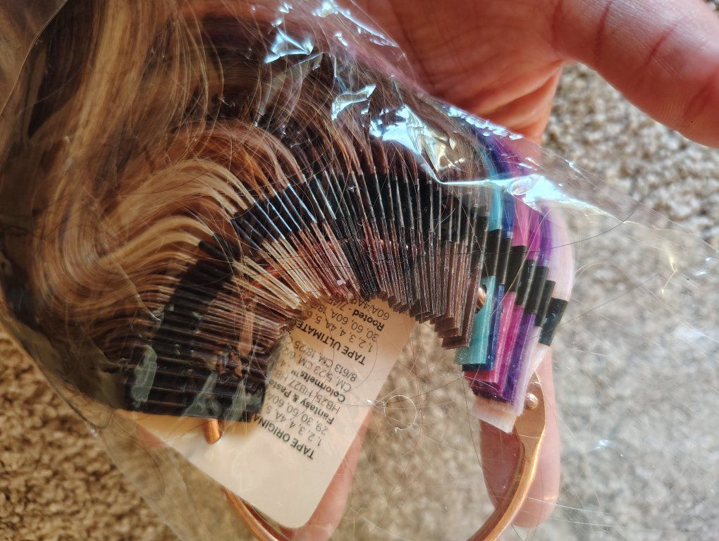 100% Remy Hair Clip-In Extensions - Multi-Tone Blonde & Black - Double Drawn ***MAKE AN OFFER***