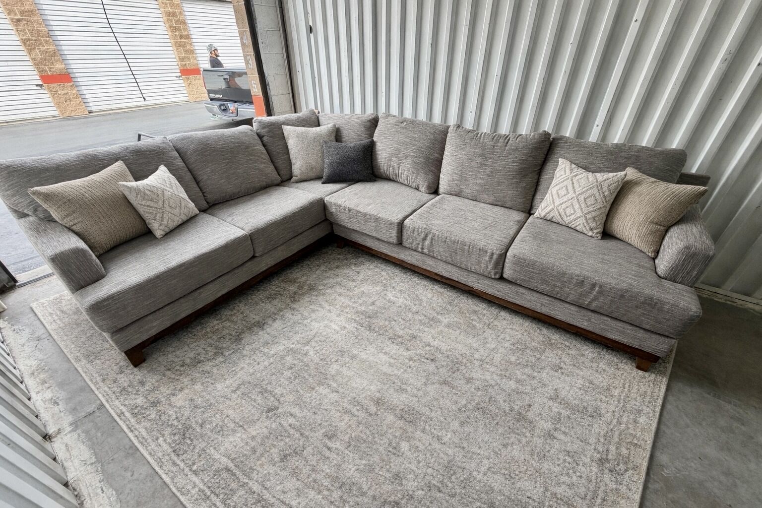 Rc Willey Sectional Couch