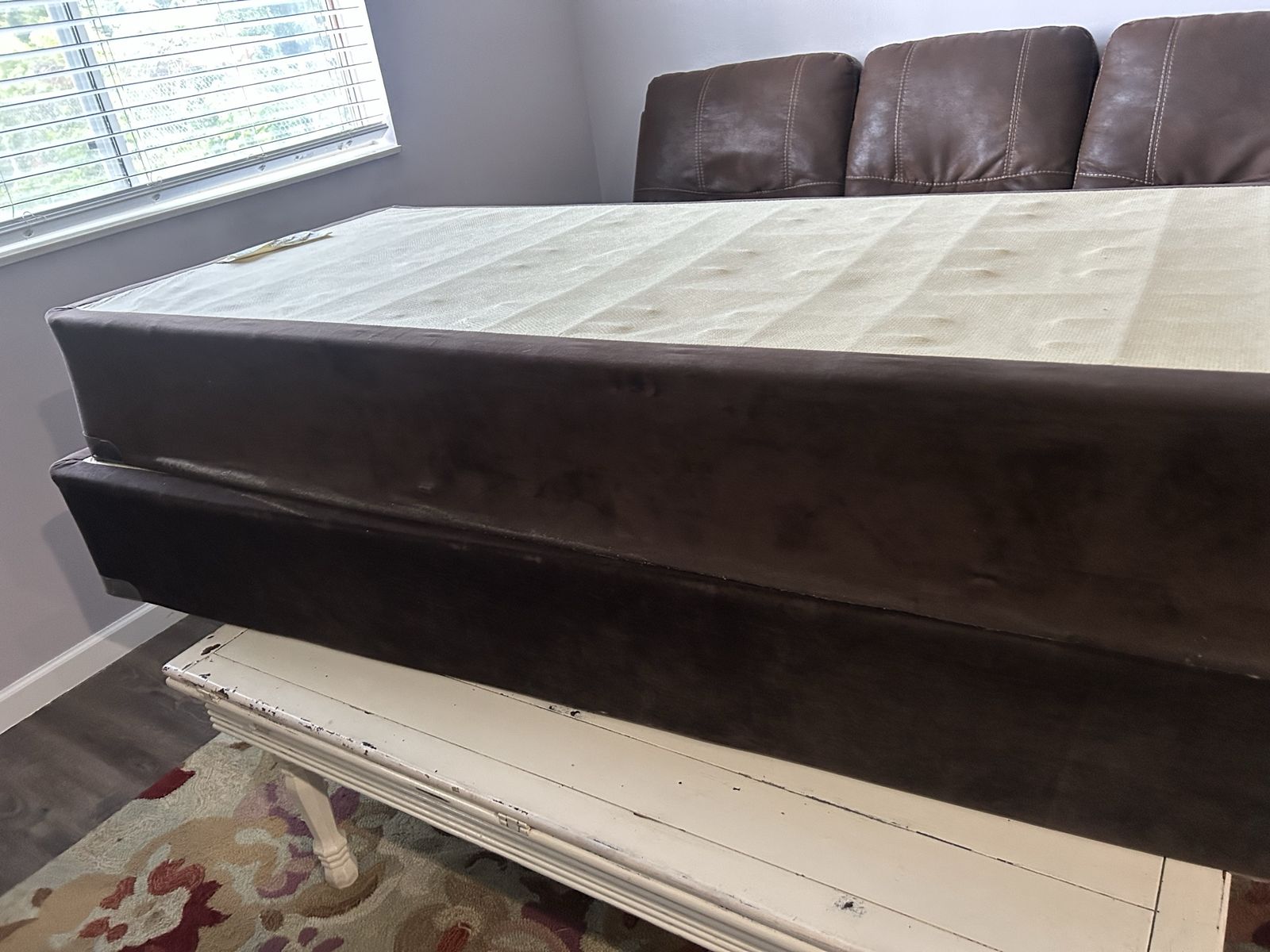 Split Queen Box Spring and Metal Frame