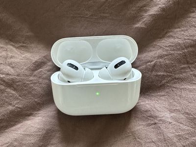 Apple AirPods Pro (1st Gen) - White Wireless Earbuds with Charging Case