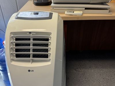 LG Portable Air Conditioner 10,000 btu
