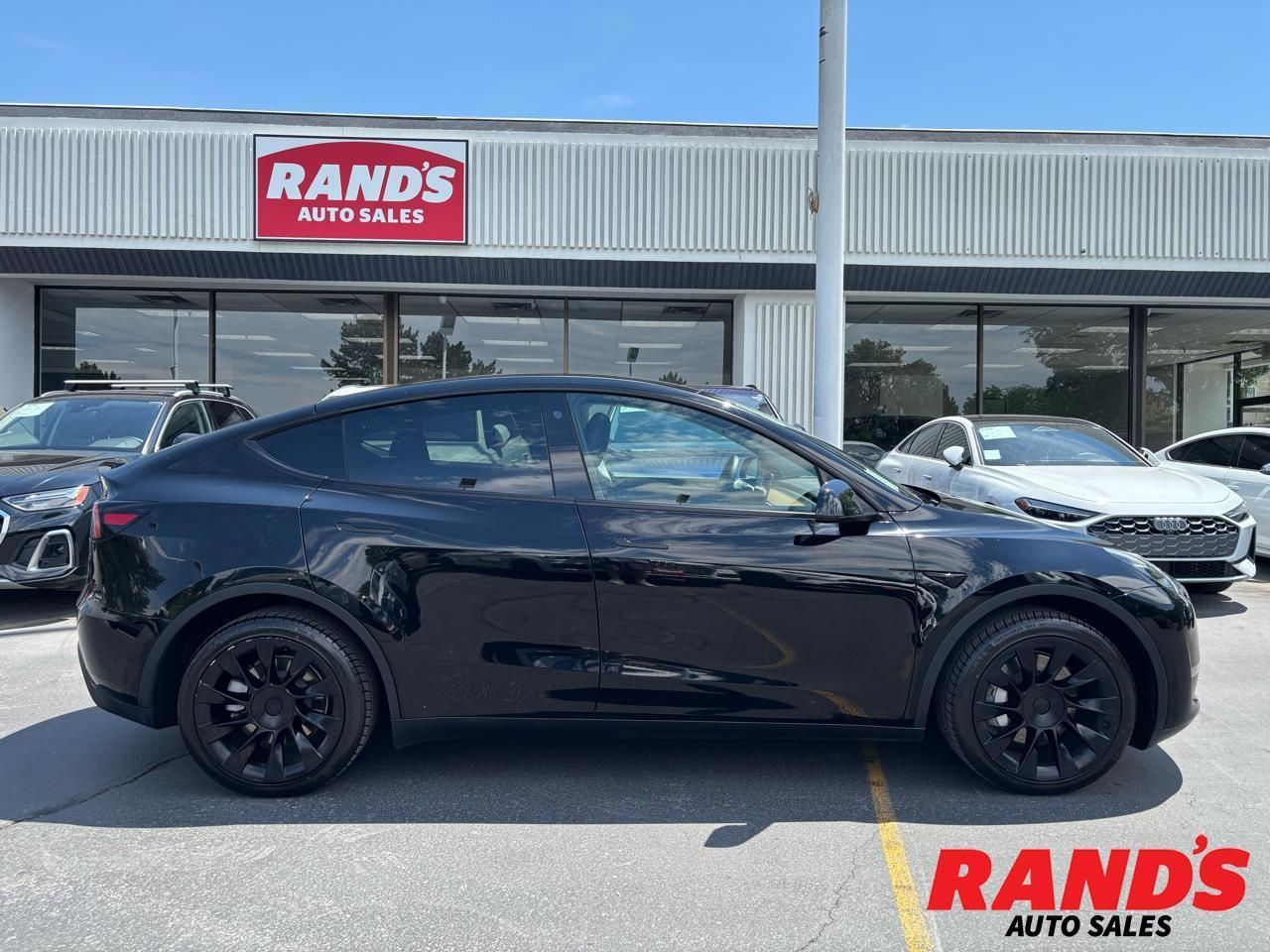 2023 Tesla Model Y Long Range