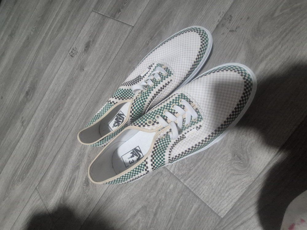 mens van shoes