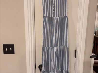 Women’s Size Medium Sundress Darling Stripe Pattern