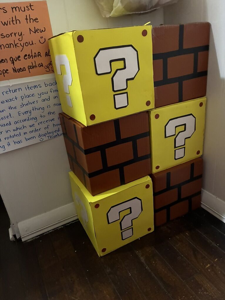 Super Mario Question Blocks & Bricks