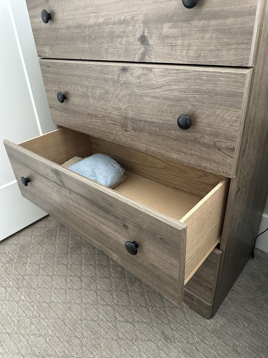 Main image 5