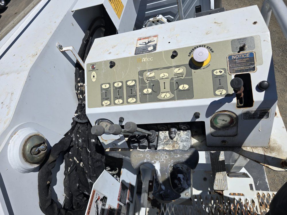 Main image 6