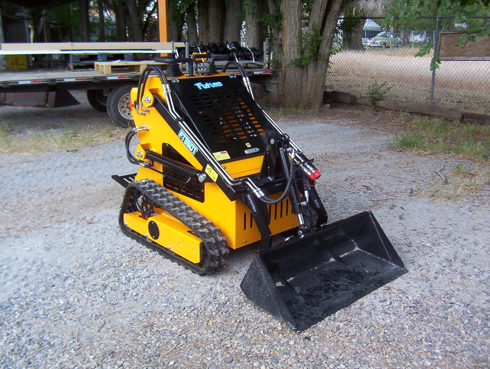MINI SKID STEER