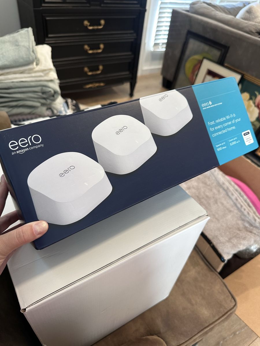 Amazon eero 6 Dual-Band Mesh Wi-Fi 6 System 3-Pack White