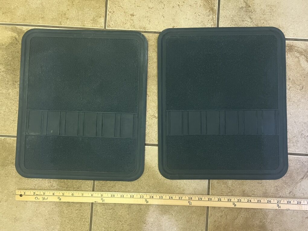 Heavy-Duty Rubber Floor Mats – 18”x27”