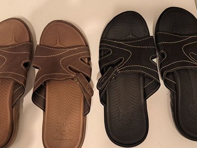 2 pair of womens KauiLu sandals