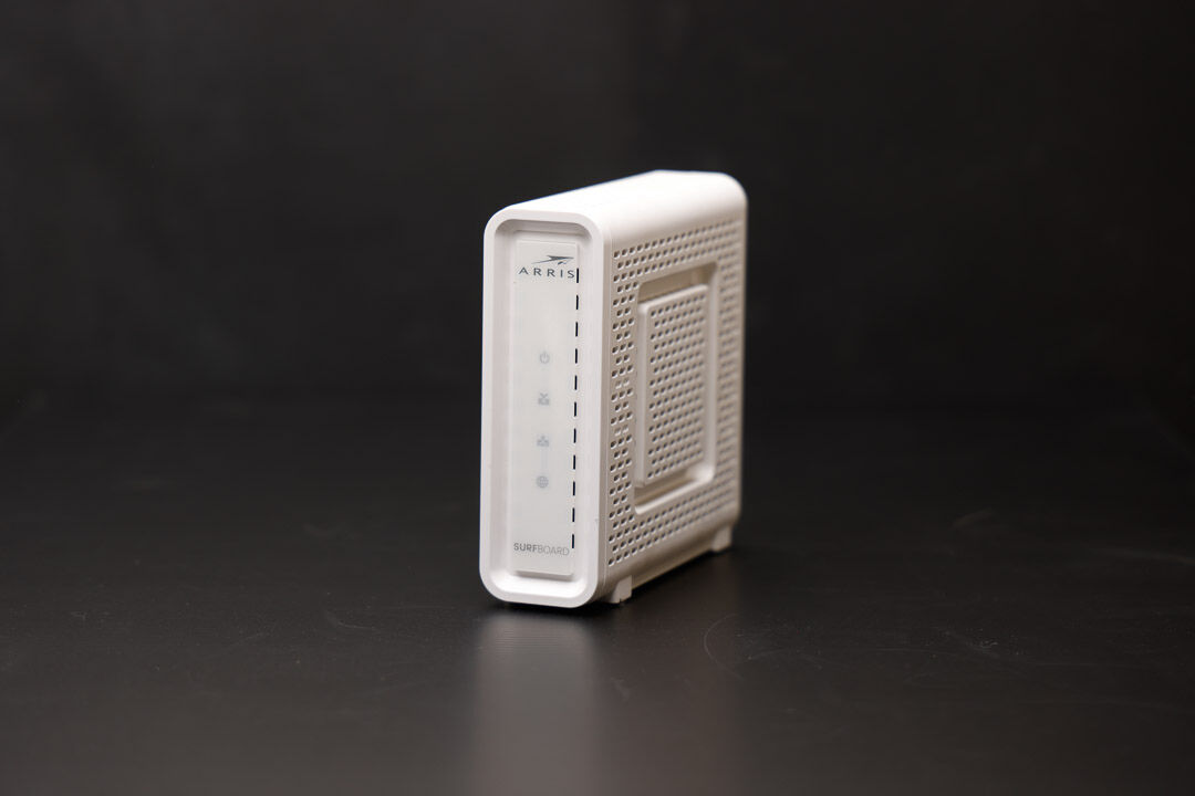 Arris Surfboard SB8200v3 Modem
