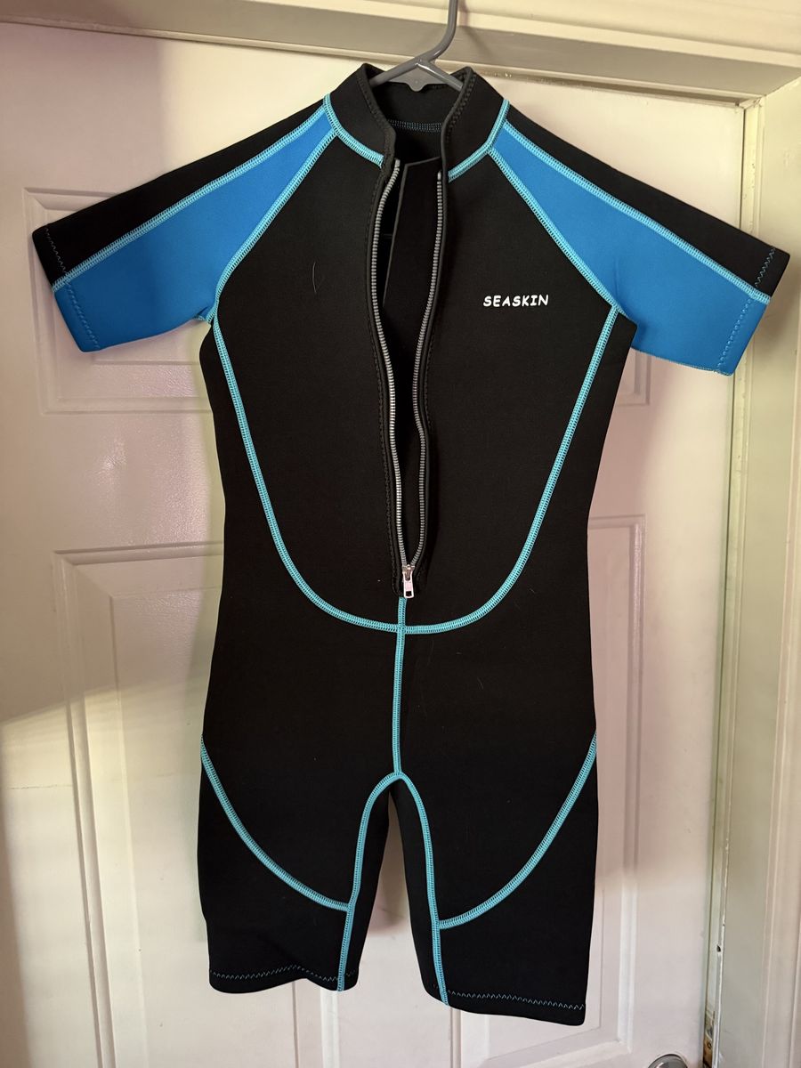 Seaskin Kids 2mm Neoprene Shorty Wetsuit Front Zip - Size 12 (Brand New) no tags